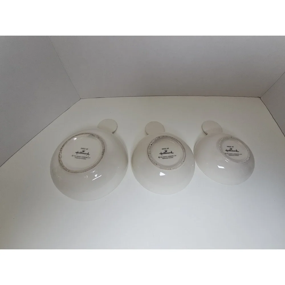 Hallmark Snowflake Nesting Ceramic Measuring Cups Set Of‎ 3